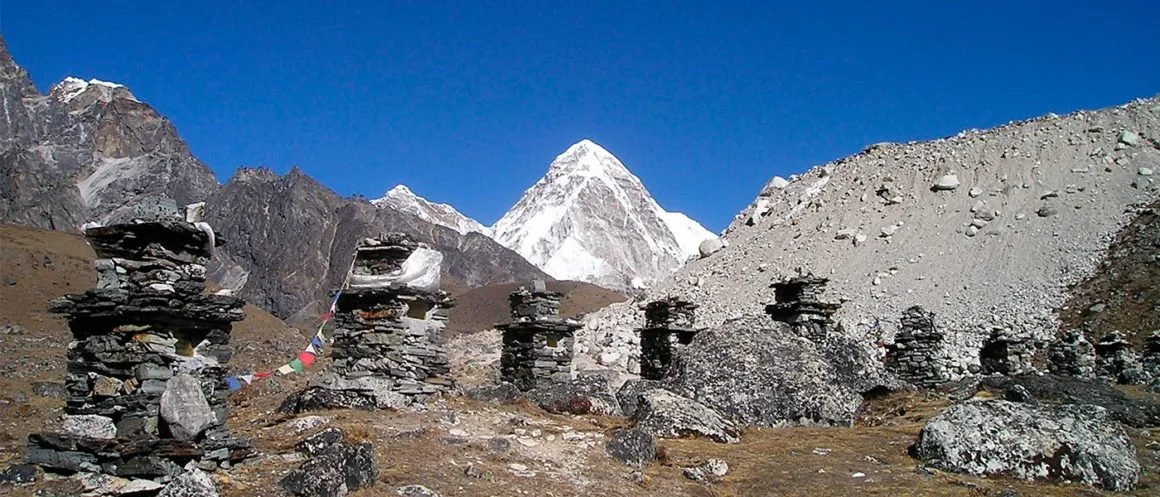 Imagen del archivo de «Nepal suspende visas de turista y cancela expediciones al Himalaya».