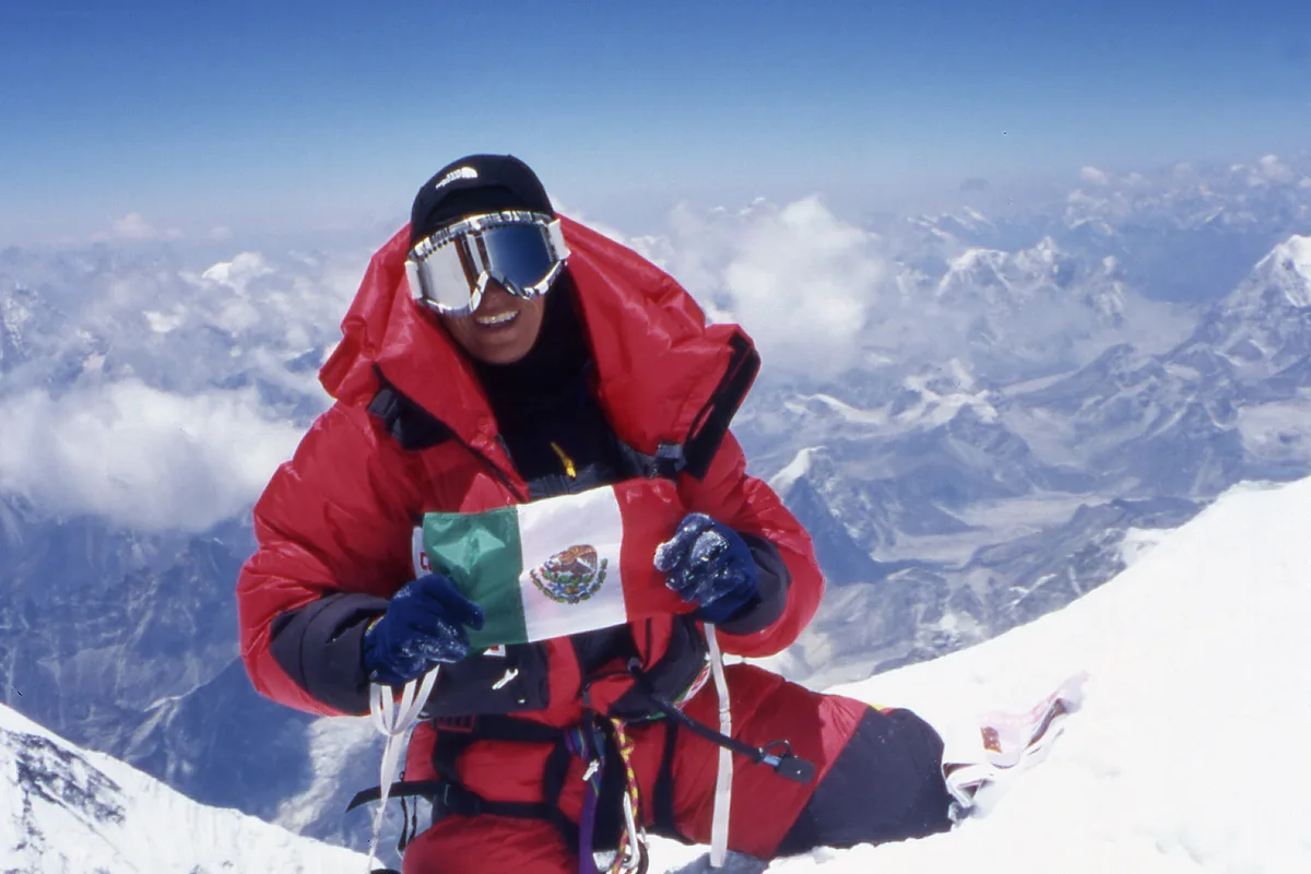 Imagen de portada de «Elsa Ávila: a 20 años del 1er ascenso femenil latinoamericano al Everest».