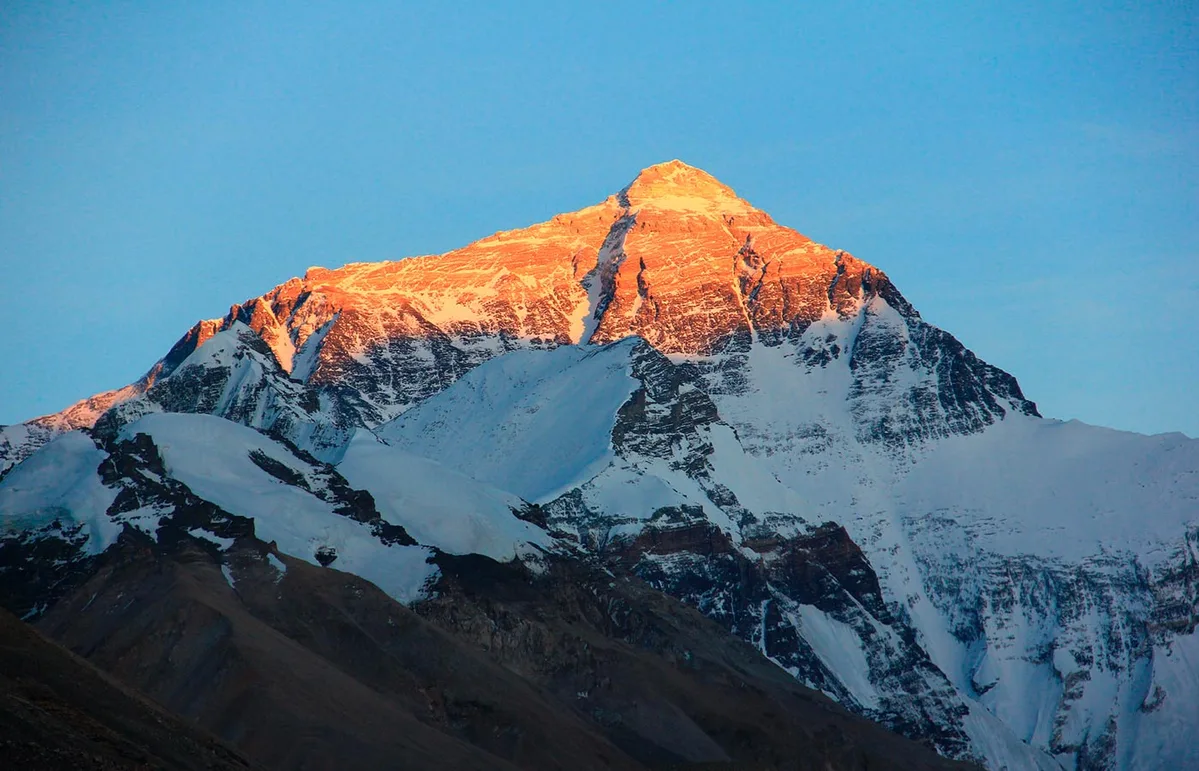 Imagen de portada de «Invitación: Conferencia Jorge Hermosillo y Paty Arizmendi Everest 2016 en CEMAC».