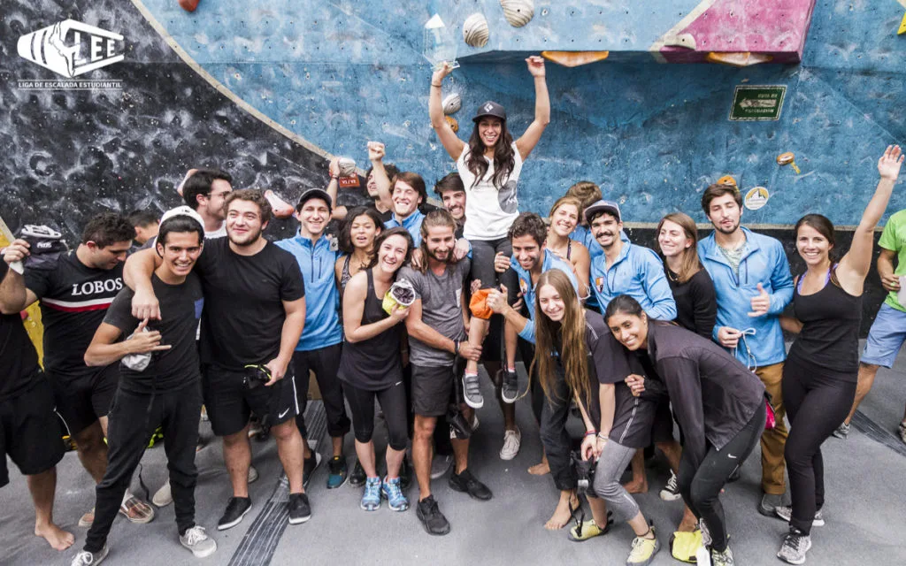 Imagen del archivo de «Una estudiante de comercio y uno de física, campeones de la Liga de Escalada Estudiantil».
