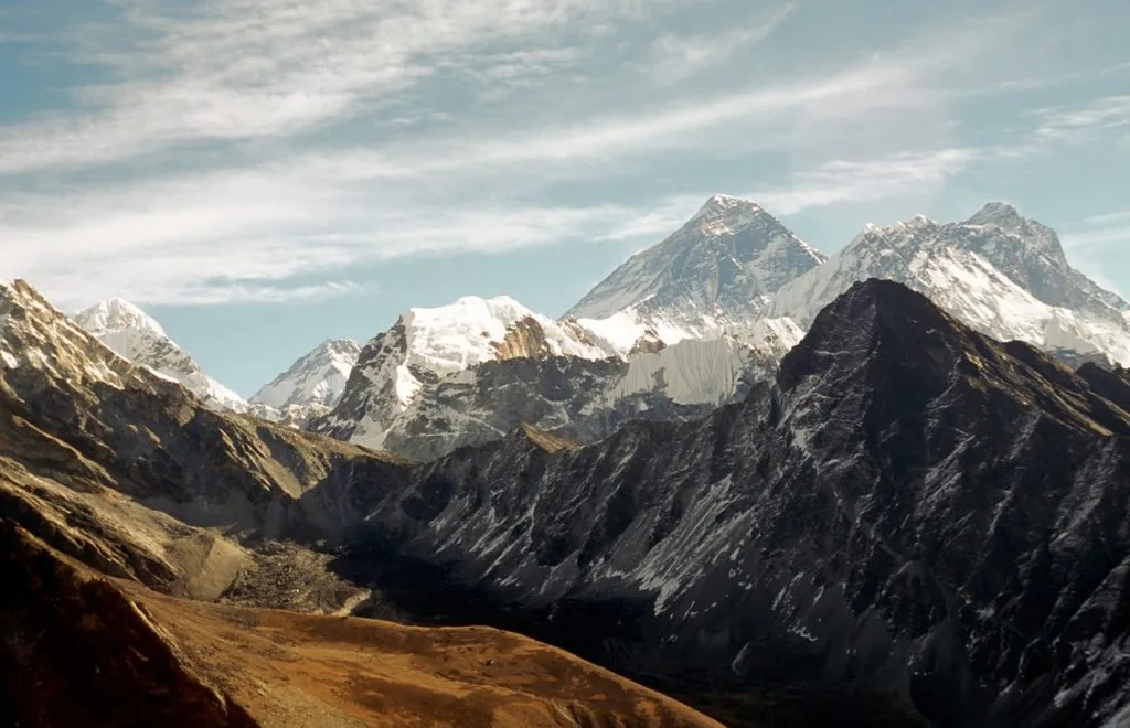 Imagen del archivo de «Equipo chino realiza medición más reciente del Everest».